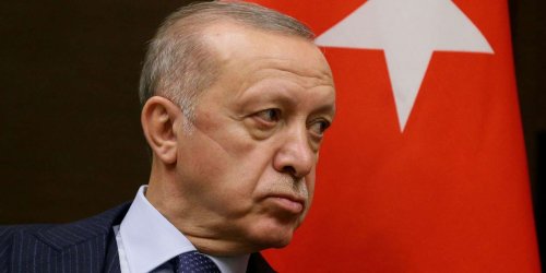 Erdogan menace d’expulser dix ambassadeurs