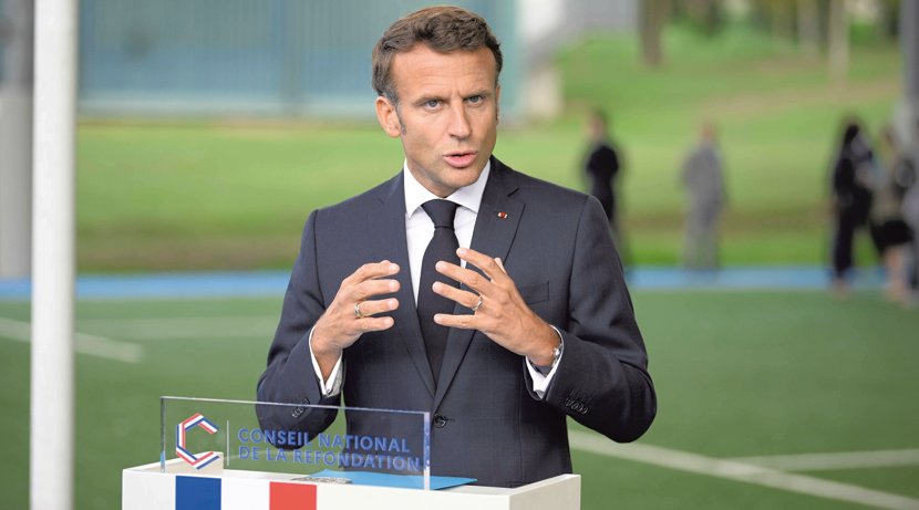Emmanuel Macron justifie la cohérence de son action