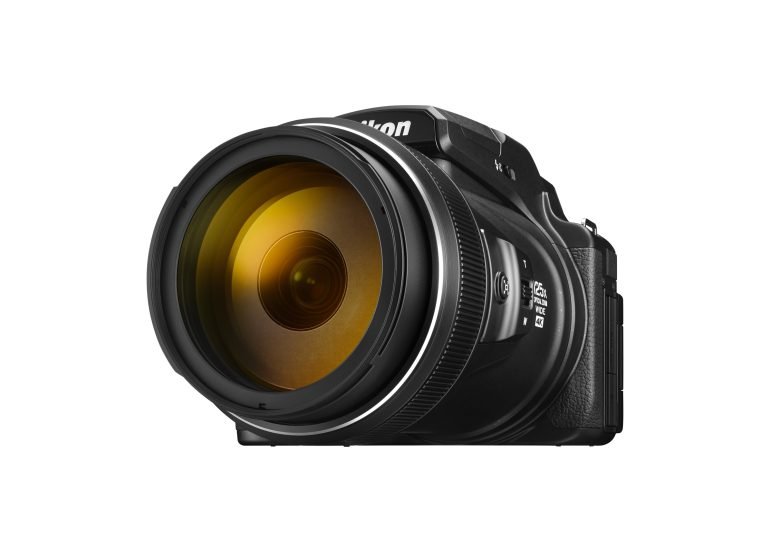 Nikon Coolpix P1100 : retour du bridge au super-zoom