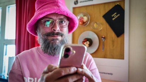 « Je suis devenu parano » : après un test, Nicolas est persuadé d’être écouté par son iPhone