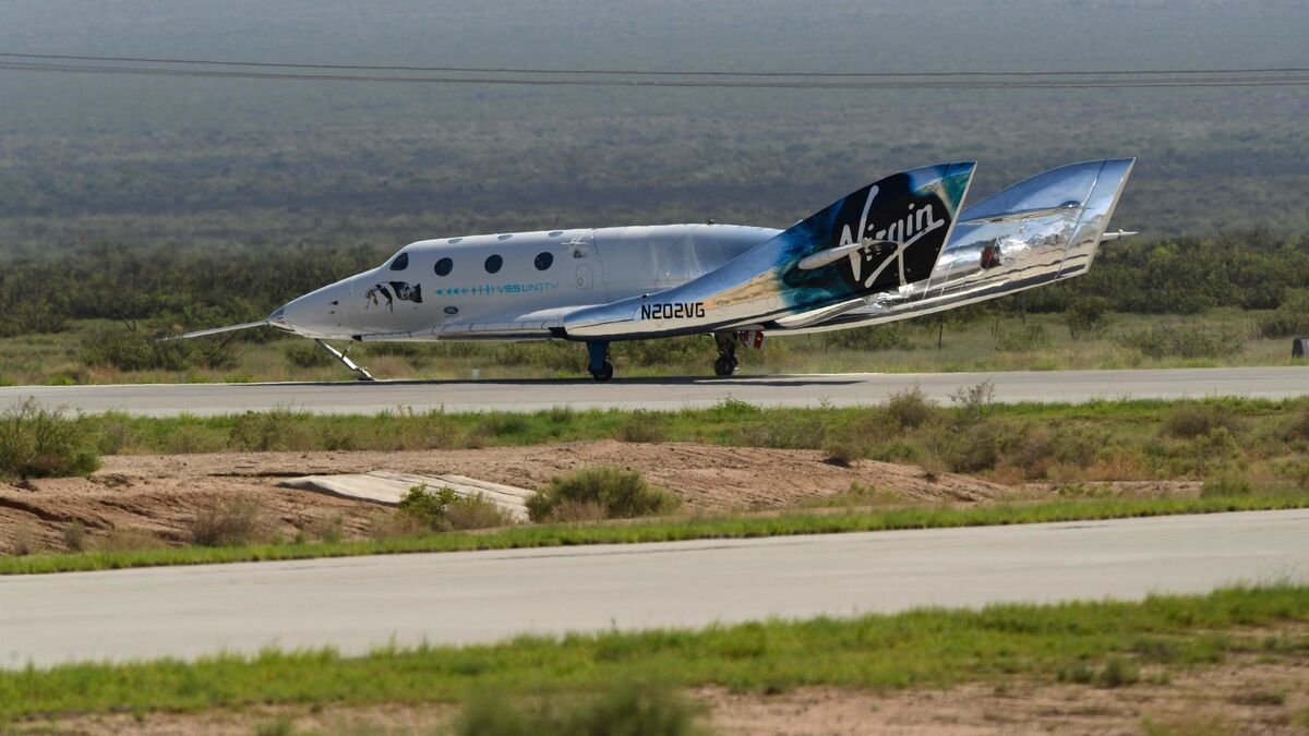 Le milliardaire Richard Branson de retour sur Terre après son vol dans l’espace à bord du Virgin Galactic