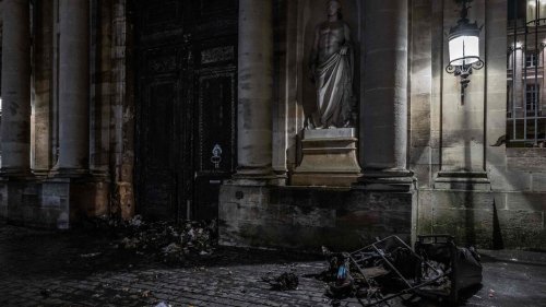 DIRECT. Retraites : « Bordeaux ne va pas se laisser intimider », réagit le maire après les violences de jeudi