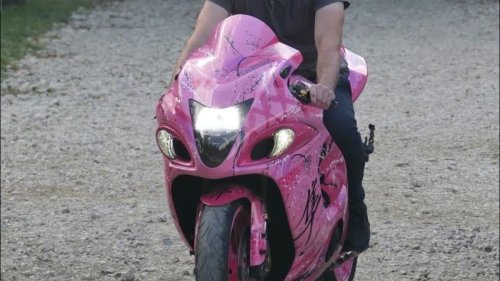 « Un super gars » : les motards en deuil après l’accident mortel de l’influenceur Kévin Dufour en Essonne