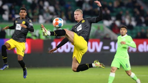 Bundesliga : le but «zlatanesque» de Haaland pour son retour avec le Borussia Dortmund