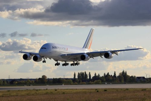 Air France-KLM s'allie dans le cargo à CMA CGM qui prendra jusqu'à 9% de son capital