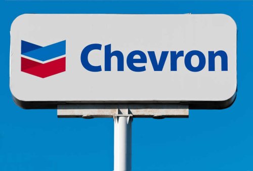 Chevron manque les estimations au T4 malgré les prix élevés du pétrole