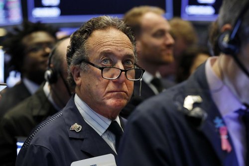 Le rebond ne tient pas à la Bourse de Paris, Wall Street efface ses gains