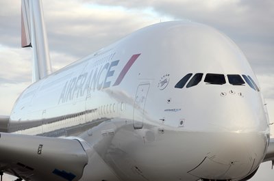 Air France-KLM prend des mesures pour recapitaliser Air France, Paris monte au capital
