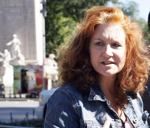 Pourquoi il faut absolument (re)découvrir les poèmes trash de Karen Finley