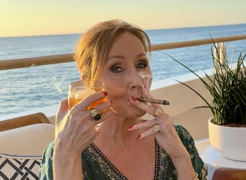 J.K. Rowling, incitation à la haine contre les trans