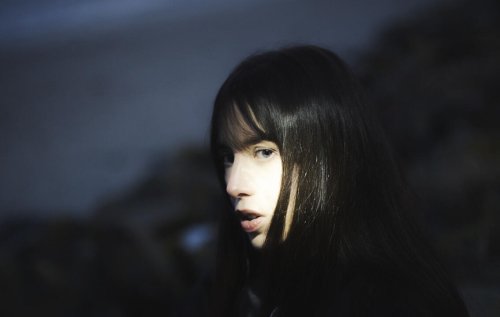 Avec “Luster”, Maria Somerville jongle entre dream pop, shoegaze et ambient