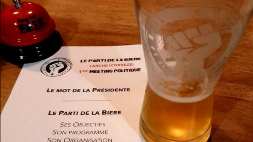 En France, le Parti de la Bière a organisé son premier meeting politique