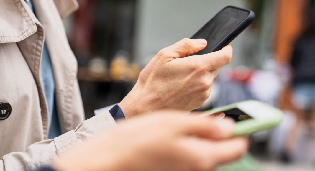 Voici toutes les bactéries qui ont trouvé refuge sur votre iPhone, comment le nettoyer - Belgium iPhone
