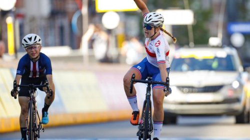 Mondiaux de cyclisme: la Britannique Zoe Backstedt en or dans la course en ligne des juniores, Marith Vanhove 7e