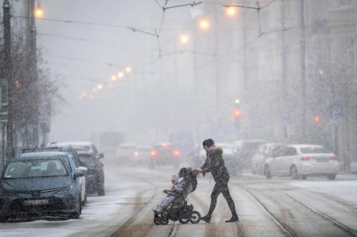 De violentes tempêtes de neige sèment le chaos en Europe centrale