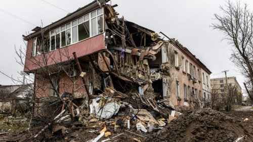 Guerre en Ukraine: la région de Kherson bombardée 258 fois en une semaine, selon Zelensky