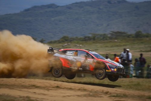 Sébastien Ogier est le premier leader du Safari Rally: il devance Thierry Neuville