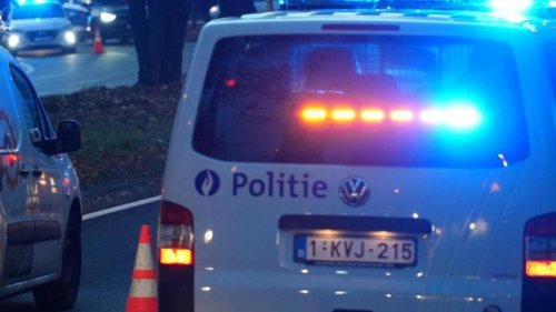 Accident mortel d’un minibus à Anvers: le véhicule venait d’être touché par une voiture