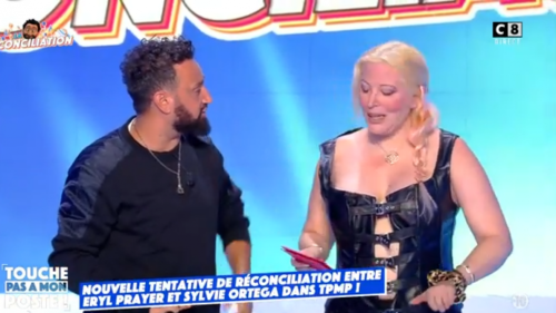 Les internautes choqués de la tenue de Loana et de l’attitude de Hanouna dans TPMP: «Vous êtes des monstres»