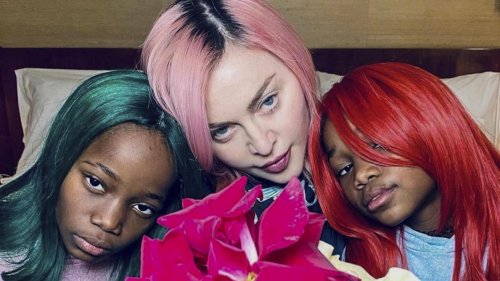 Madonna partage de rares images de ses jumelles Stella et Esther