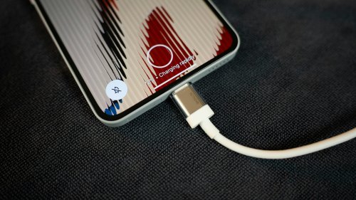 Votre smartphone, branché jour et nuit… la facture est-elle salée ?