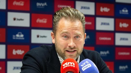 «Je suis satisfait, mais je ne saute pas de ma chaise»: Jesper Fredberg répond aux questions des supporters et débriefe le mercato d’Anderlecht (vidéo)