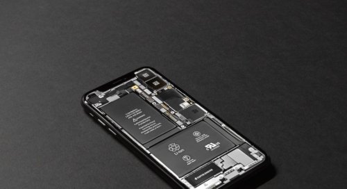 L’Europe veut imposer la batterie amovible sur les smartphones - Geeko