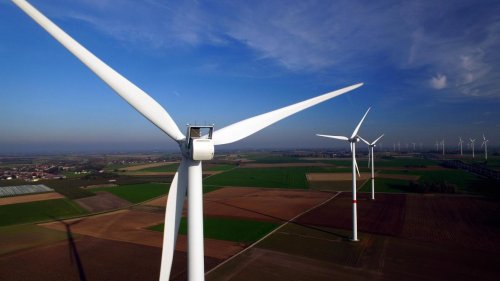 Les énergies éoliennes et solaires ont fourni plus d’électricité que le gaz en 2022: une première en Europe