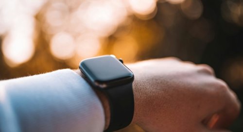 Les prochaines Apple Watch pourraient intégrer une caméra - Belgium iPhone