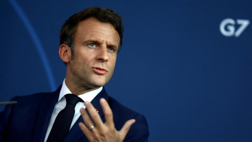 Présidentielle 2022: Emmanuel Macron annonce qu’il sait qui sera son prochain Premier ministre
