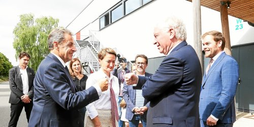 À Brest, Nicolas Sarkozy, invité du Medef 29, applaudi par 600 entrepreneurs