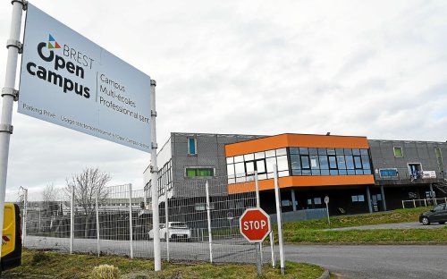 « Les cours n’ont rien à voir » : ces étudiants de l’Open Campus de Brest furieux de voir leur diplôme modifié