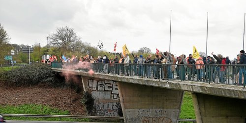 À Lamballe, une manifestation anti-retraite sous haute surveillance