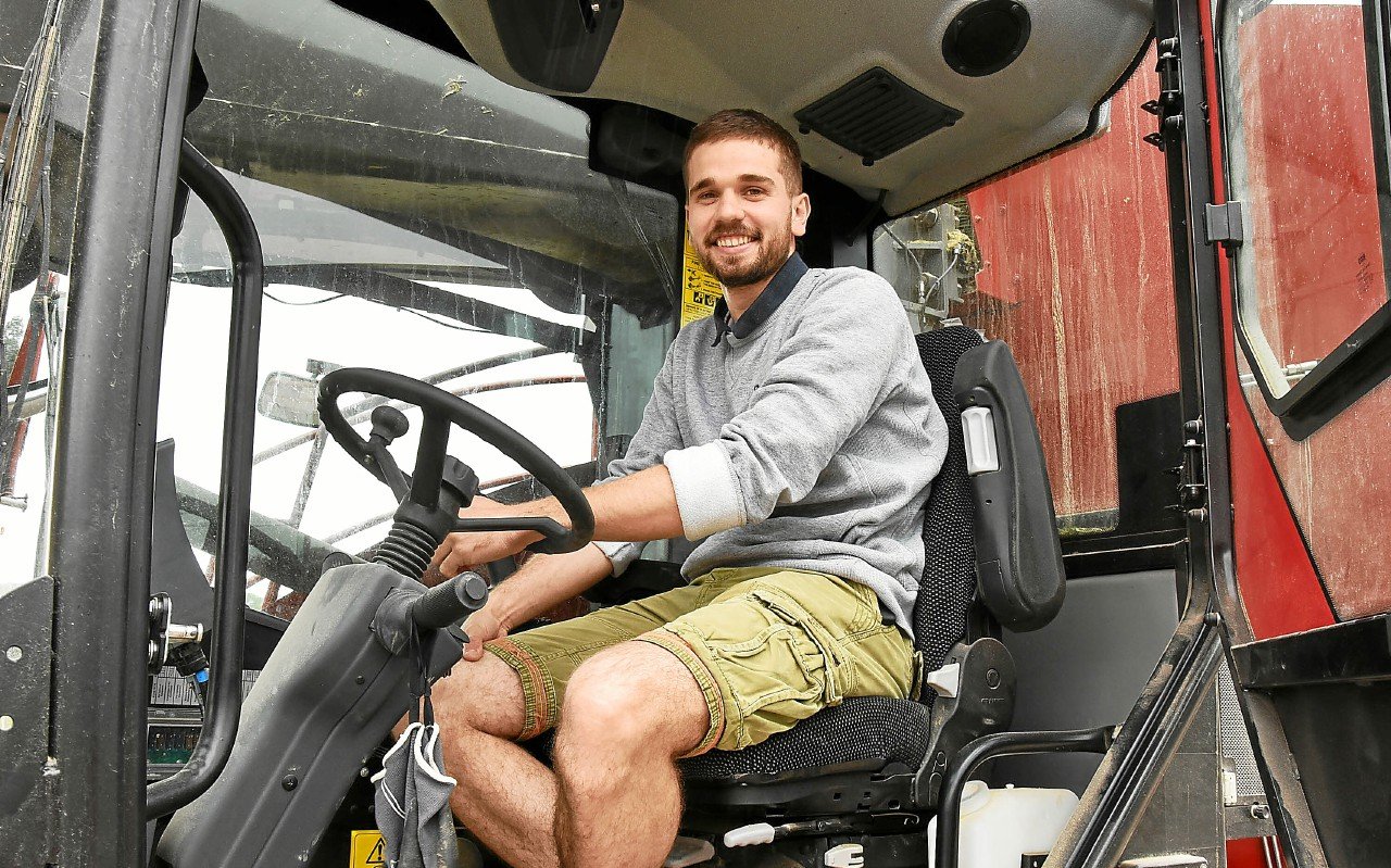 « La ville, ce n’est pas fait pour moi » : Louis Hellard, 24 ans, est heureux d’être agriculteur à Saint-Mayeux