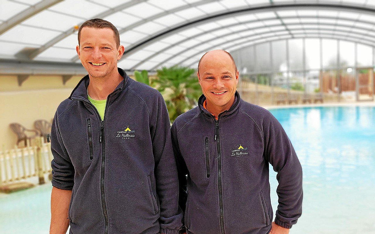 Nouvelle piscine, mobil-home premium et mini-ferme : comment d’anciens agriculteurs normands ont redonné vie à ce camping près de Dinan