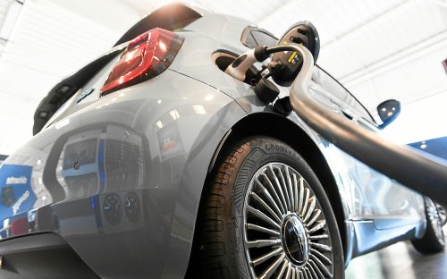 Voiture électrique à 100 € par mois : le « leasing social » bientôt réservé en partie aux ZFE ?