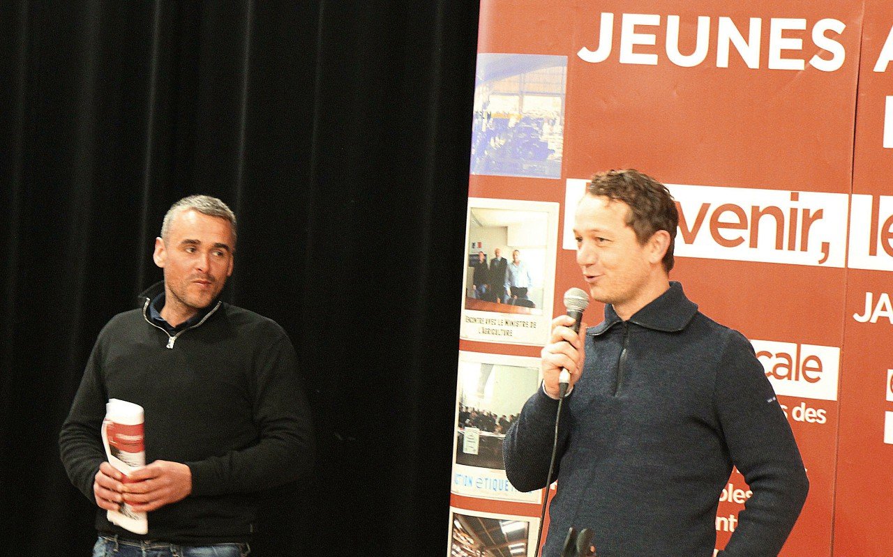 Face à la baisse des installations et du nombre de producteurs laitiers, les jeunes agriculteurs du Finistère s’organisent