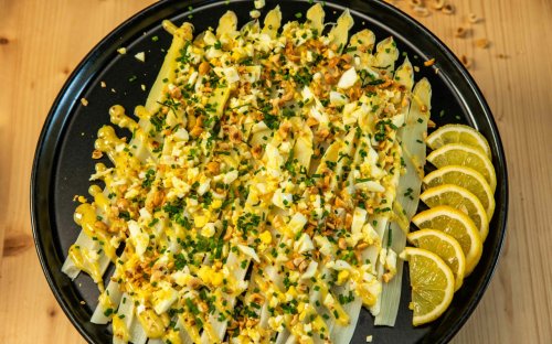 Asperges mimosa pour une entrée aux couleurs du soleil