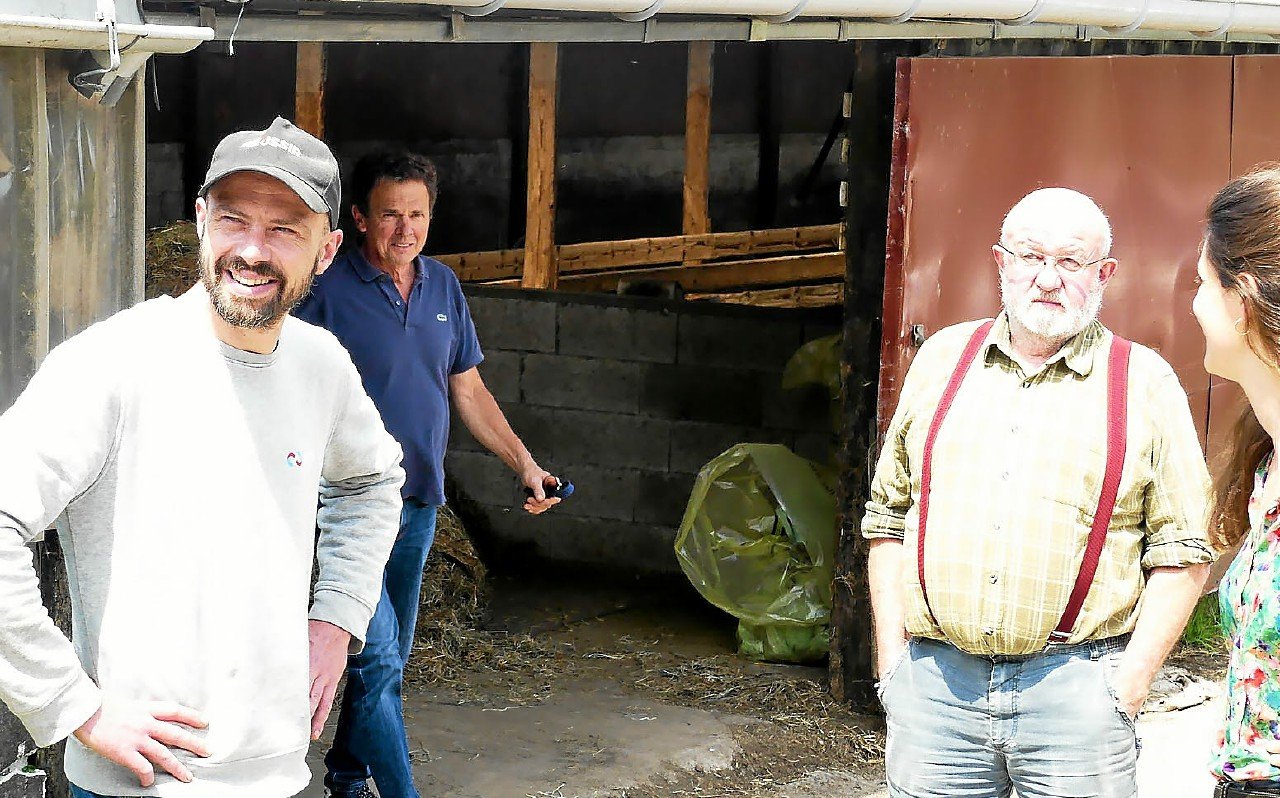 « C’est un sacré avantage de conserver nos exploitations agricoles » : éleveur depuis 46 ans, il transmet sa chèvrerie à Saint-Nic