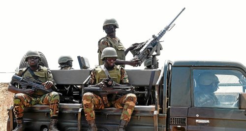 Les attaques de djihadistes se multiplient au Burkina