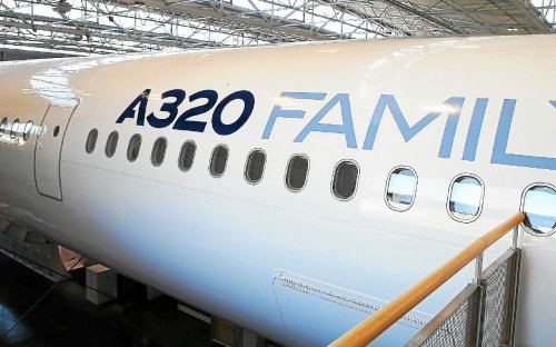 Après un demi-siècle de statu quo pour les géants de l’aéronautique, Airbus et Boeing face à Trump