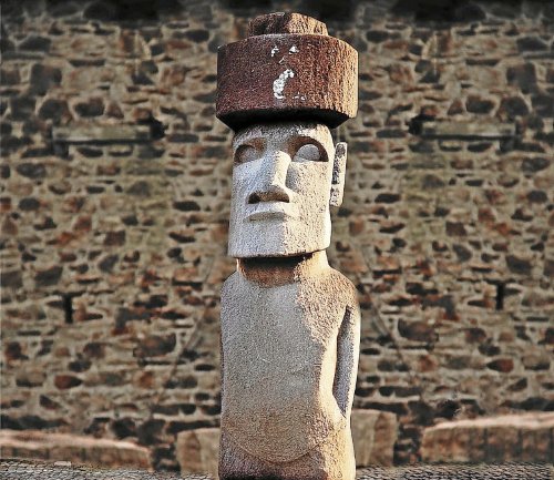 La Vallée des Saints va accueillir une sculpture moai de l’île de Pâques