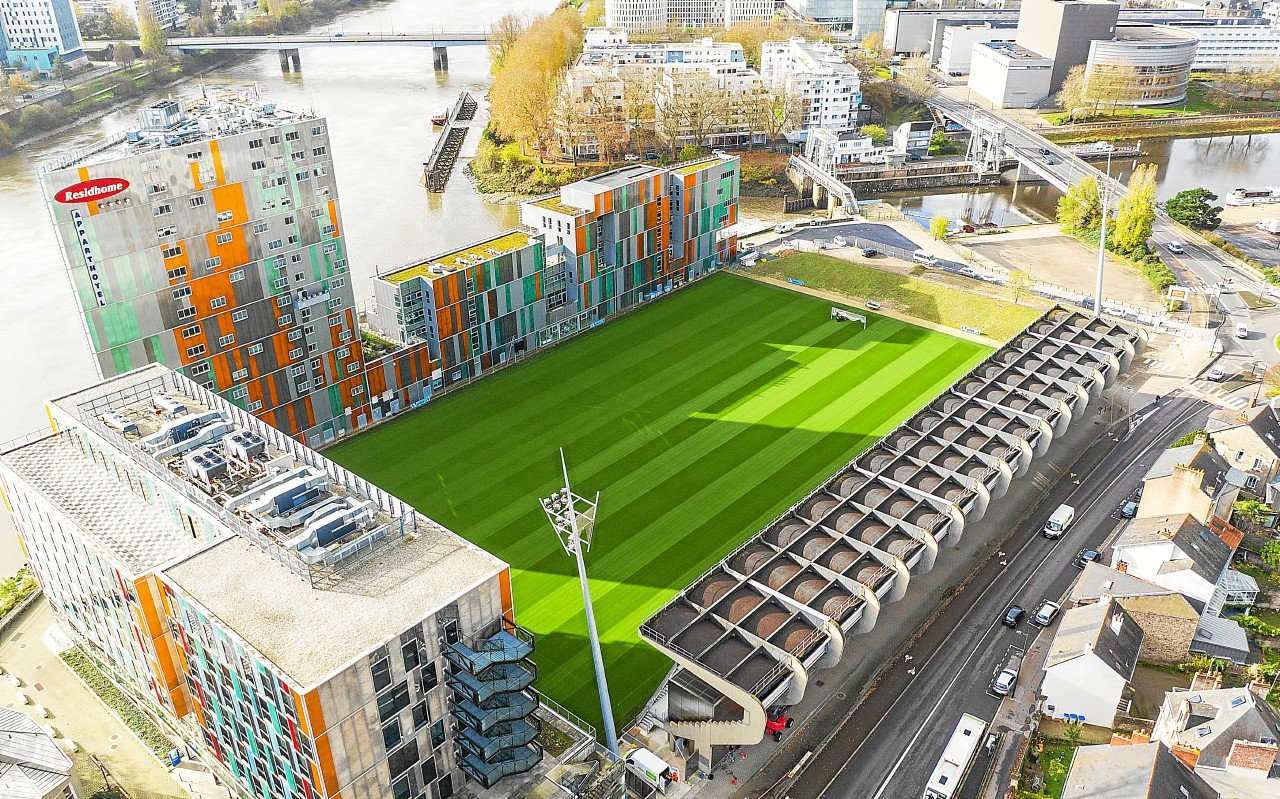 Le stade Marcel Saupin à Nantes est-il un modèle à suivre pour l’avenir du Roazhon Park ? 🔒