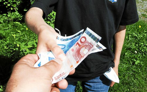 Argent de poche : faites-vous partie des parents les plus généreux avec leurs enfants ?