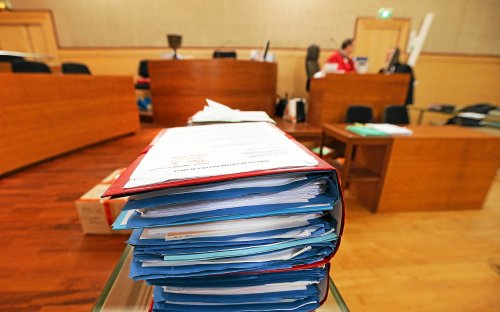 « Ce n’est pas un règlement de comptes », la défense contre-attaque devant la cour d’assises du Finistère au procès de l’agression d’un pêcheur au Guilvinec