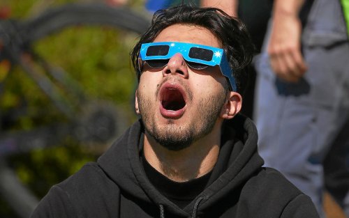 Éclipse solaire ce samedi matin : les Bretons pourront-ils la voir ?