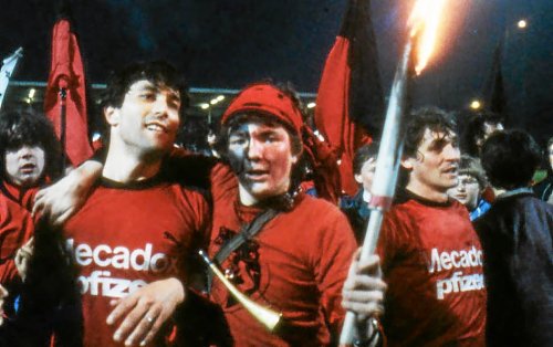 Comme Lorient, quels autres clubs bretons ont remporté un titre de champion chez les professionnels ?
