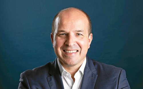 Il va piloter 400 salariés depuis Fougères : qui est le nouveau patron du fabricant de verres de lunettes Zeiss ?