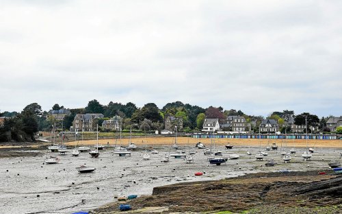 « De héros à zéro » : un nouveau « Madoff breton » secoue la Côte d’Émeraude