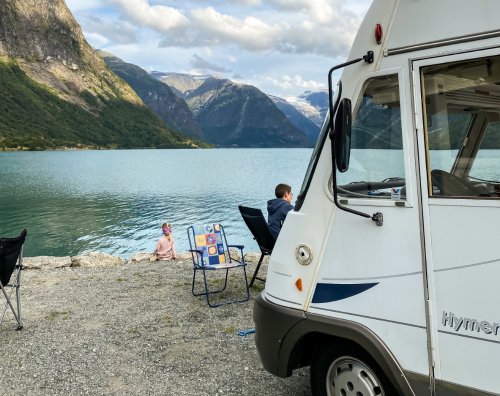 Camping mit Kindern – unsere 11 besten Tipps für einen entspannten Urlaub mit dem Wohnmobil